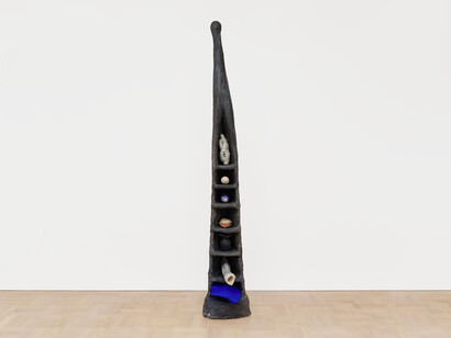 Veronica Ryan, Shelves with fragments, 1985–86. © Veronica Ryan. Courtesy of Alison Jacques and Paula Cooper Gallery, New York. Photo by Eva Herzog Studio