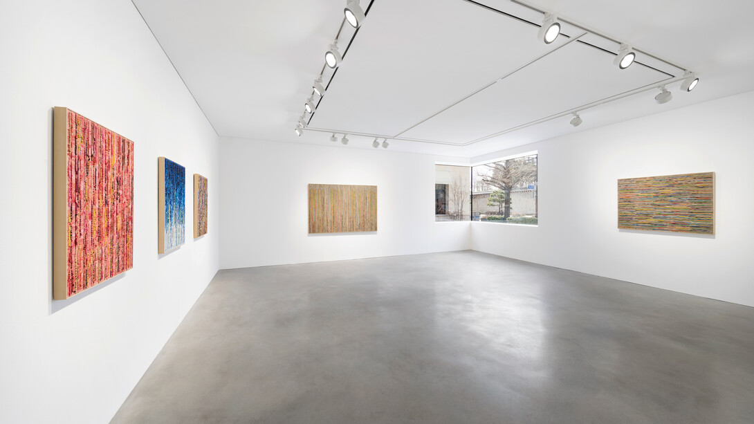Ha Chong-Hyun, exhibition view. Courtesy of Kukje Gallery