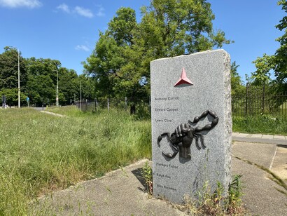 Memorial de la Guerra Civil Española en Oxford se erigió en 2017 para conmemorar a las personas con vínculos con Oxfordshire que viajaron a España para apoyar a los republicanos durante la Guerra Civil Española, Oxford, Inglaterra