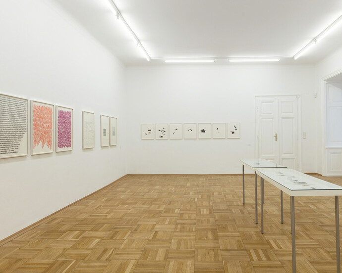 Alice Attie, Karin Sander and Jongsuk Yoon. Courtesy of Galerie nächst St. Stephan