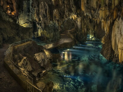 La Gruta de las Maravillas es una de las cuevas más espectaculares de España