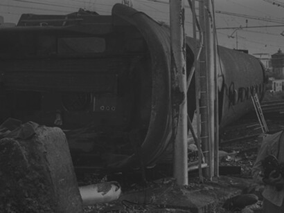 Strage di Gioia Tauro: solo dopo le perizie disposte dalle Ferrovie dello Stato si accertò che il deragliamento era stato determinato da un ordigno esplosivo posto sui binari