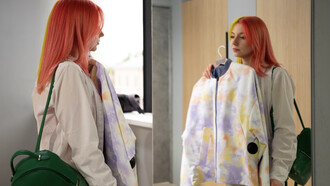 El objetivo es transformar prendas antiguas o no deseadas en piezas con un estilo renovado, sin necesidad de producir nuevos textiles ni generar más residuos  