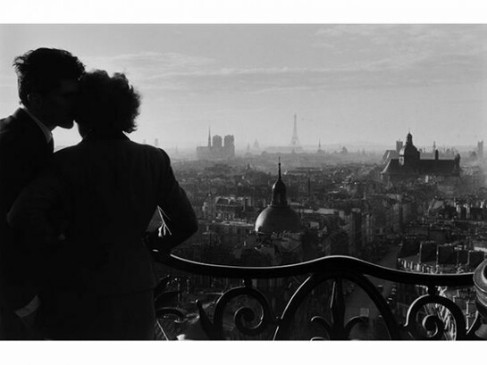 Willy Ronis, Les Amoureux de la Bastille, Paris, France, 1957, Copyright © Willy Ronis/Huxley-Parlour Gallery