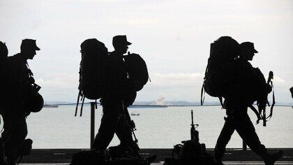 Soldados caminho à guerra