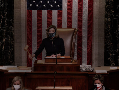 Nancy Patricia D'Alesandro Pelosi, política estadounidense que se desempeña como Presidenta de la Cámara de Representantes desde enero de 2019, y previamente de 2007 a 2011