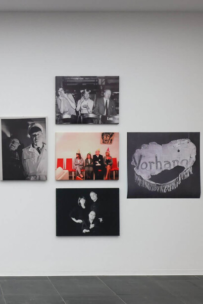 Verschiedene künstler, Hidden history, ausstellungsansicht. Mit freundlicher genehmigung des Frankfurter Kunstverein