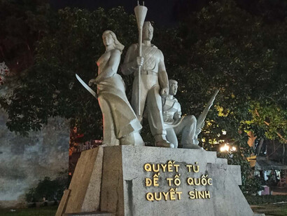 War Memorial in the Old Quarter. Photo by Daniel Gauss