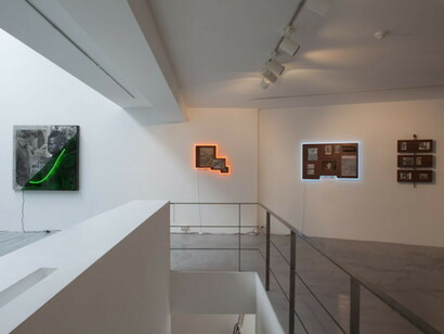 Brook Andrew, Exhibition view. Courtesy of galerie Nathalie Obadia