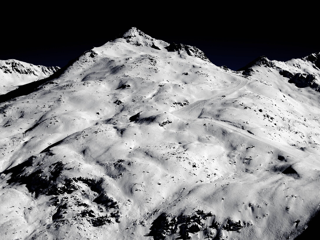 Dede Johnston, Glacier I, 2015, Lambda Print, 21 x 37 ½ in / 54 x 94 cm, courtesy of Eleven, London
