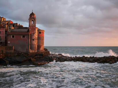 Tellaro, Liguria, Italia. Scopri la bellezza senza tempo di Tellaro, incantevole borgo marinaro sulle Cinque Terre
