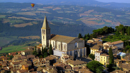 Una vista di Todi