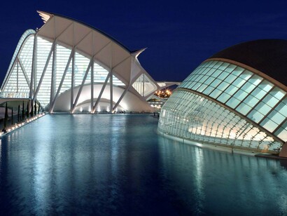 Valencia. Vista noctura del Museo de las Ciencias Príncipe Felipe