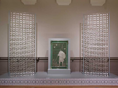 South Asian Design, Exhibition view. Courtesy of Manchester Art Gallery