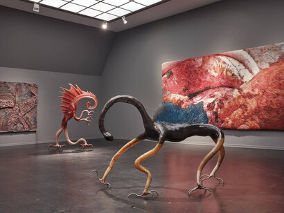 Various artists, Anatomy of fragility – Body images in art and science, exhibition view. Courtesy of Frankfurter Kunstverein