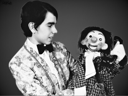 El mago Selvin se dedica al ilusionismo desde que era un niño y los Reyes Magos le trajeron una caja de magia
