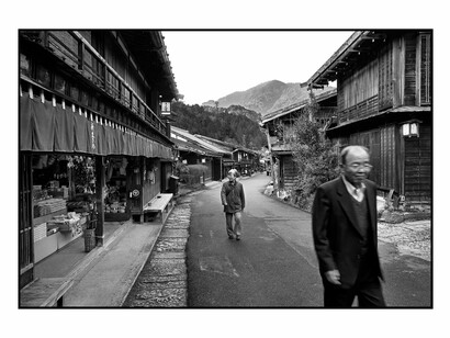 Japan, Mark Tomaras