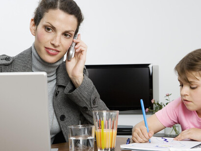 Donne divise fra figli e carriera