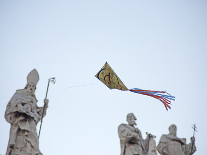 Aquiloni in volo in piazza San Giovanni in Laterano