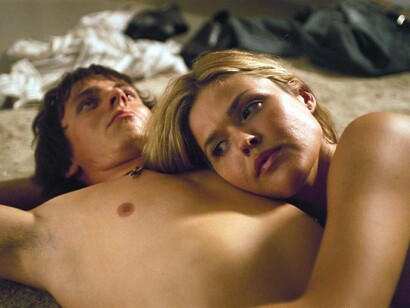 Una pareja después de tener sexo