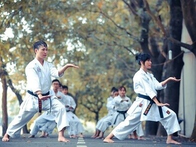 Nello sport, la disciplina costruisce una base solida per miglioramenti continui, evitando scorciatoie dannose