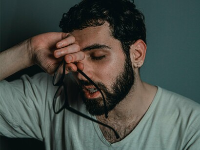 A primeira vez que vi esta fiquei sem entender! Pensei: A pessoa não tinha pagado a mensalidade da academia? Só conseguiu pagar agora? Comprou o equipamento de ginástica? A roupa? O tênis? O que finalmente foi pago? Minha esposa então me explicou que significava que o treino estava pago. Pensei “Pagou o Personal Trainner”? Continuei sem entender e voltei a questioná-la o que significava exatamente