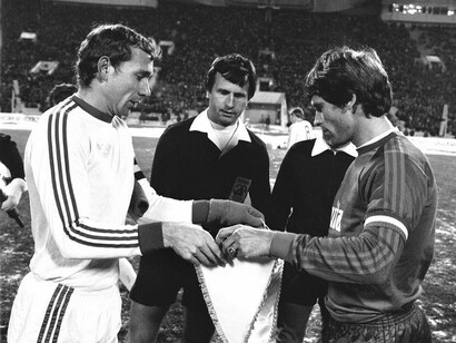 Inizio match, Stadio Lenin (Luzhniki) di  Mosca, 20 ottobre 1982