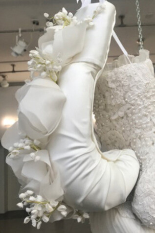 Inside/Outside Voices. Courtesy of Winston Wächter Fine Art