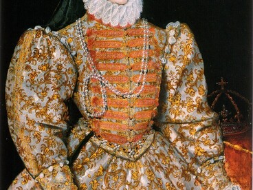 The Darnley Portrait of Elizabeth I of England—named after a former owner—is believed to have been painted from life. It established the facial template known as the “Mask of Youth,” which shaped authorized portraits of the queen for decades