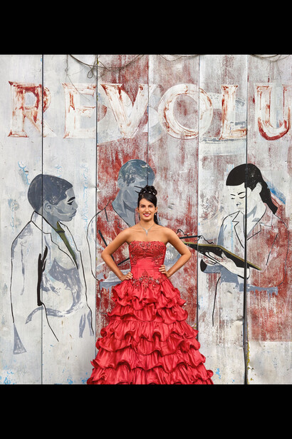 Frank Thiel, Lisandra de la Caridad Rodríguez Ramayo, La Habana, Arroyo Naranjo, Mantilla, 2016, framed chromogenic print mounted to Alu-Dibond, paper: 79 1/8 x 70 1/2 inches (201 x 179 cm) framed: 80 1/2 x 71 7/8 x 2 3/16 inches (204.5 x 182.5 x 5.5 cm)
edition of 5 with 2 APs  © Frank Thiel / VG Bild-Kunst, Bonn Courtesy: Sean Kelly, New York
