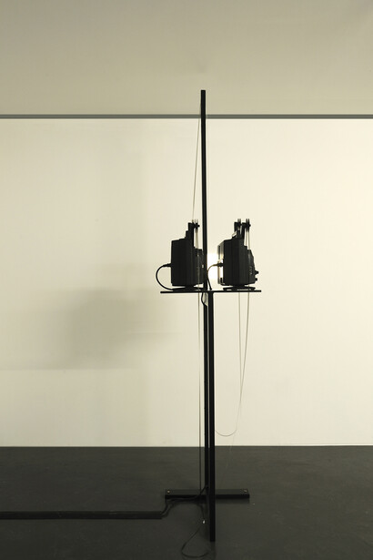 Elizabeth McAlpine
Ends( sprayed Sound), 2015
C-Type print
85x120 cm
Courtesy: Laura Bartlett Gallery, London and Rita Urso, Milann

