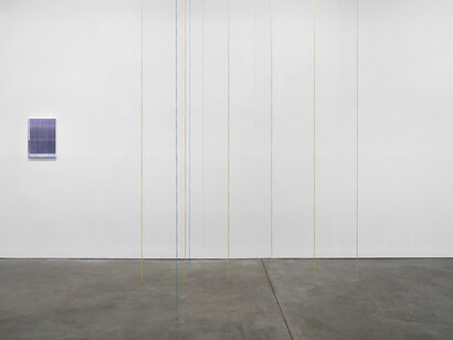 Marieta Chirulescu and Fred Sandback, Phase, exhibition view. Courtesy of Galerie Thomas Schulte