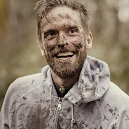 Resurfacing from the depths, Thomas discovers that survival is stranger than death