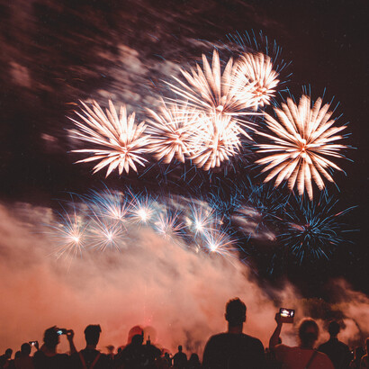 Fogos de artifício na praia de Vitória, Espírito Santo, Brasil