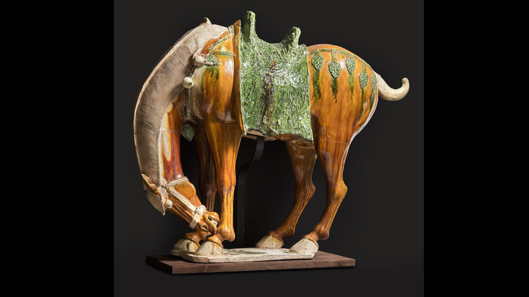 Open Storage of the Art of Asia. Courtesy of National Gallery