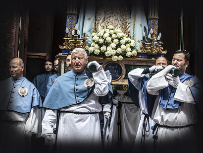 Processione dell’Arciconfraternita Maria SS. delle Grazie, foto  Omar Kheiraoui