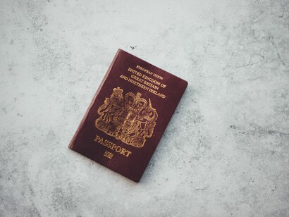 Les trafics de documents sont le fil rouge de la criminalité organisée