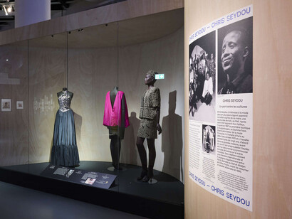 African fashion, exhibition view. Courtesy of Musée du Quai Branly