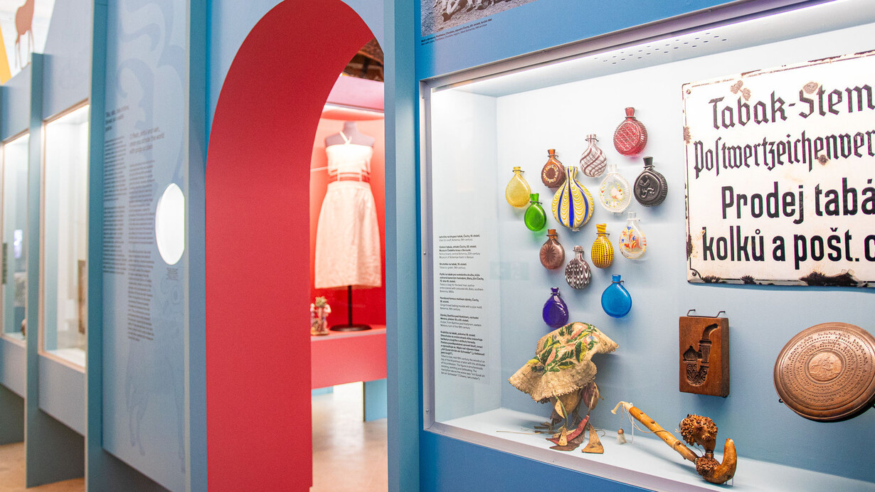 Pleasures and vices, exhibition view. Courtesy of Ethnographic Museum of the National Museum