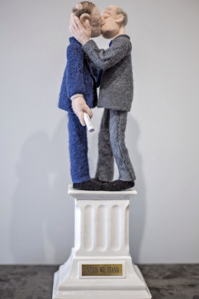 Negri Kate, United We Stand