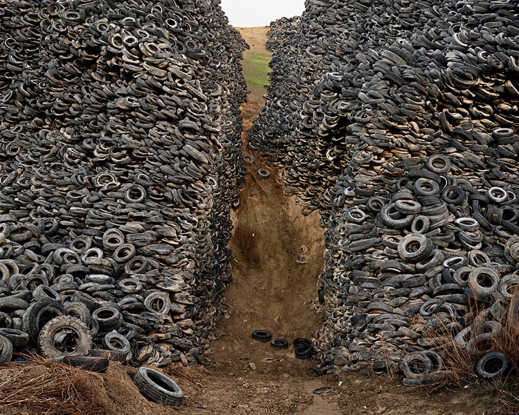 Witness: Edward Burtynsky. Courtesy of AGH 