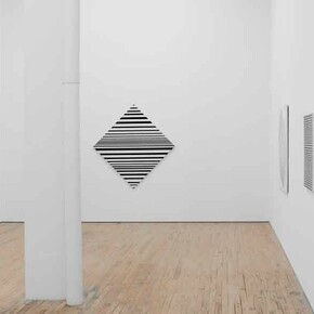 Bridget Riley, exhibition view. Courtesy of Dia:Beacon
