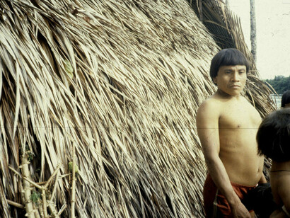 Indio Yanomami nello yano