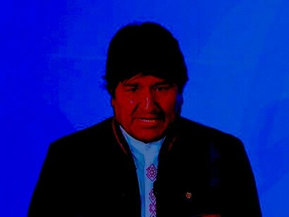 Evo Morales, presidente indígena derrocado por un golpe policial-militar auspiciado por poderes económicos regionales y con el beneplácito de los EE UU