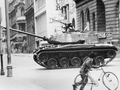 Vehículos militares durante el Golpe de Estado en Santiago de Chile 1973