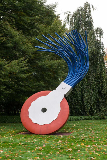 Oldenburg and van Bruggen. Courtesy of Norton Museum of Art