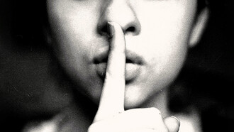 Silenziosi e segreti