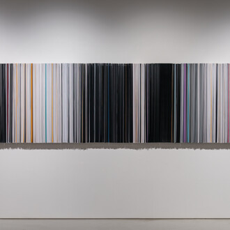 Dennis Lin, Waiting. Still. Courtesy of Yukikomizutani