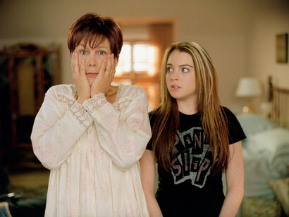 Jamie Lee Curtis y Lindsay Lohan en Viernes de locos (2003), clásico de la filmografía de Lohan