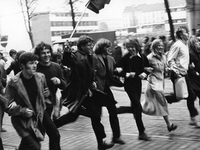 Estudiantes durante las manifestaciones de mayo del 68 en París